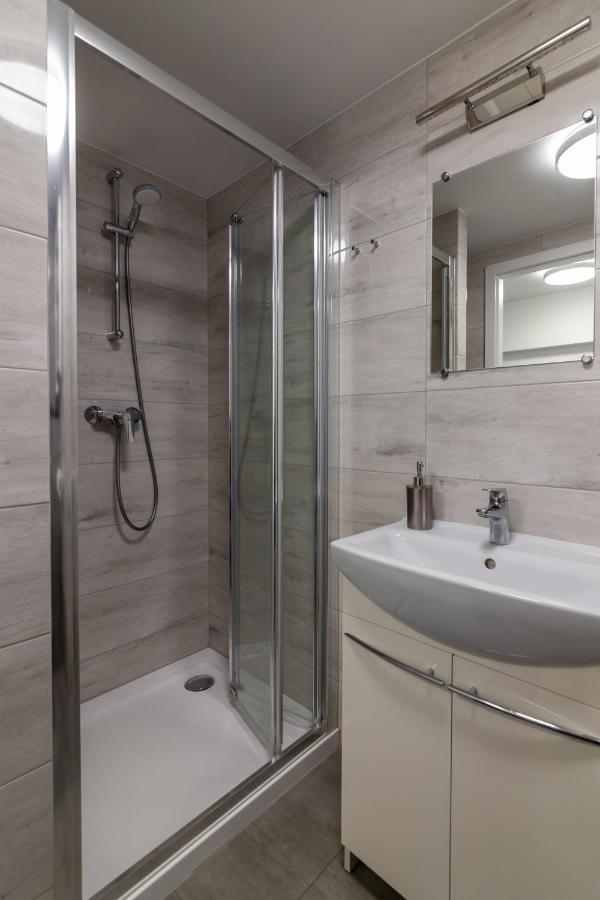 Studia Przy Lotnisku Od Wroclawapartament-Pl Екстериор снимка
