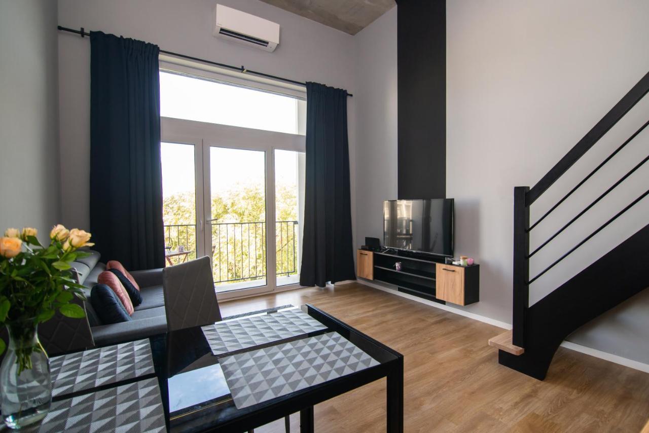 Studia Przy Lotnisku Od Wroclawapartament-Pl Екстериор снимка