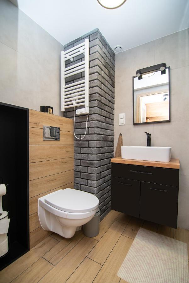 Studia Przy Lotnisku Od Wroclawapartament-Pl Екстериор снимка