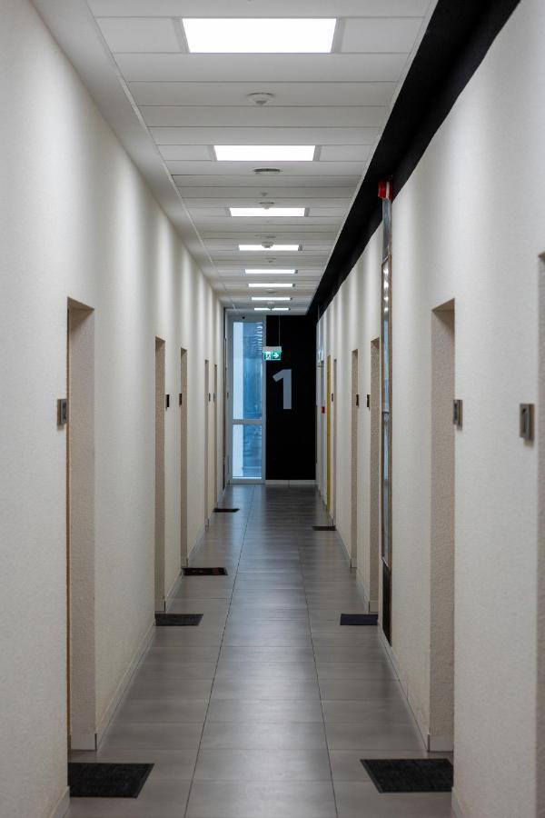 Studia Przy Lotnisku Od Wroclawapartament-Pl Екстериор снимка